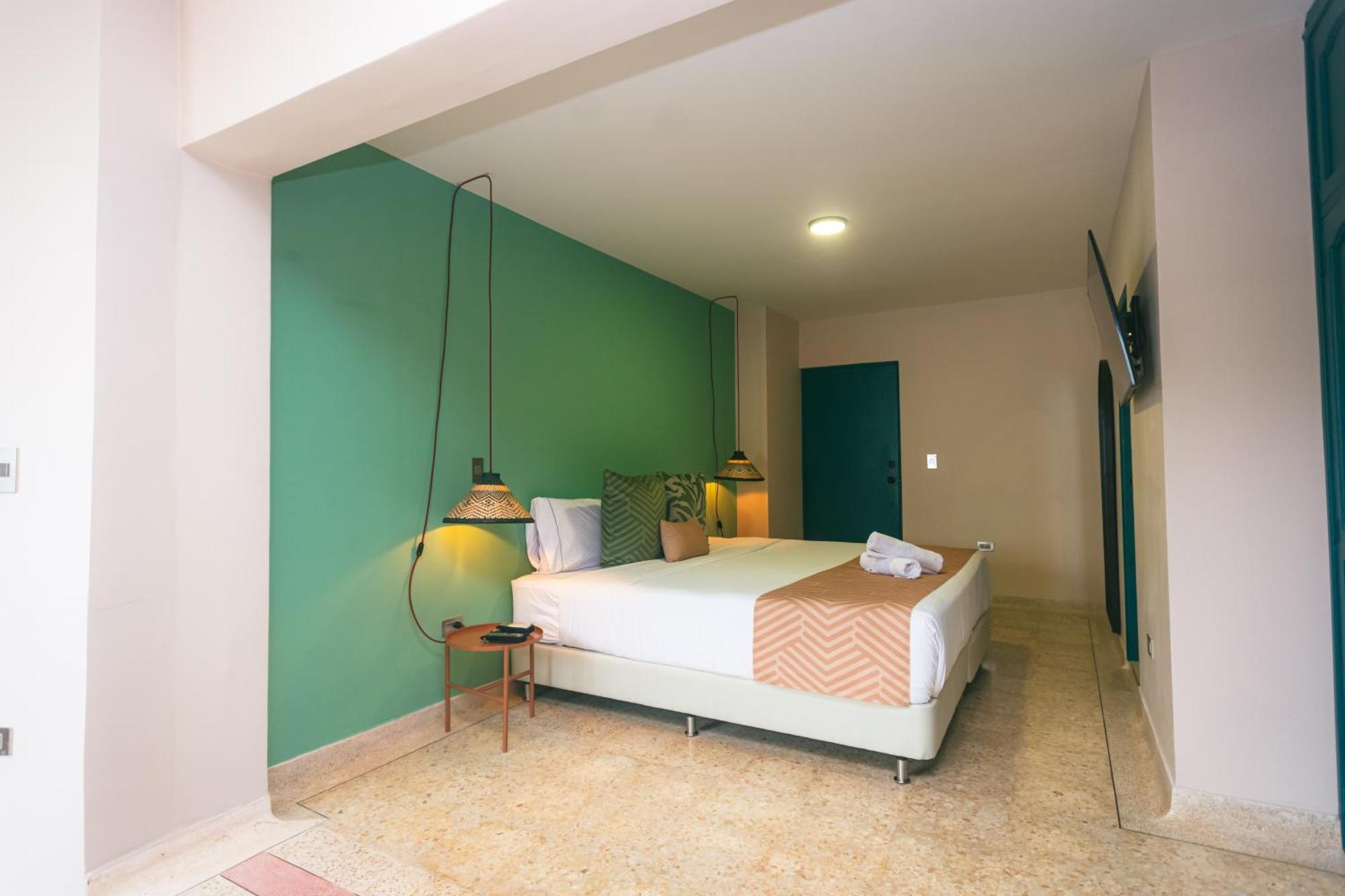 Del Tropico Hotel سوبيتران المظهر الخارجي الصورة