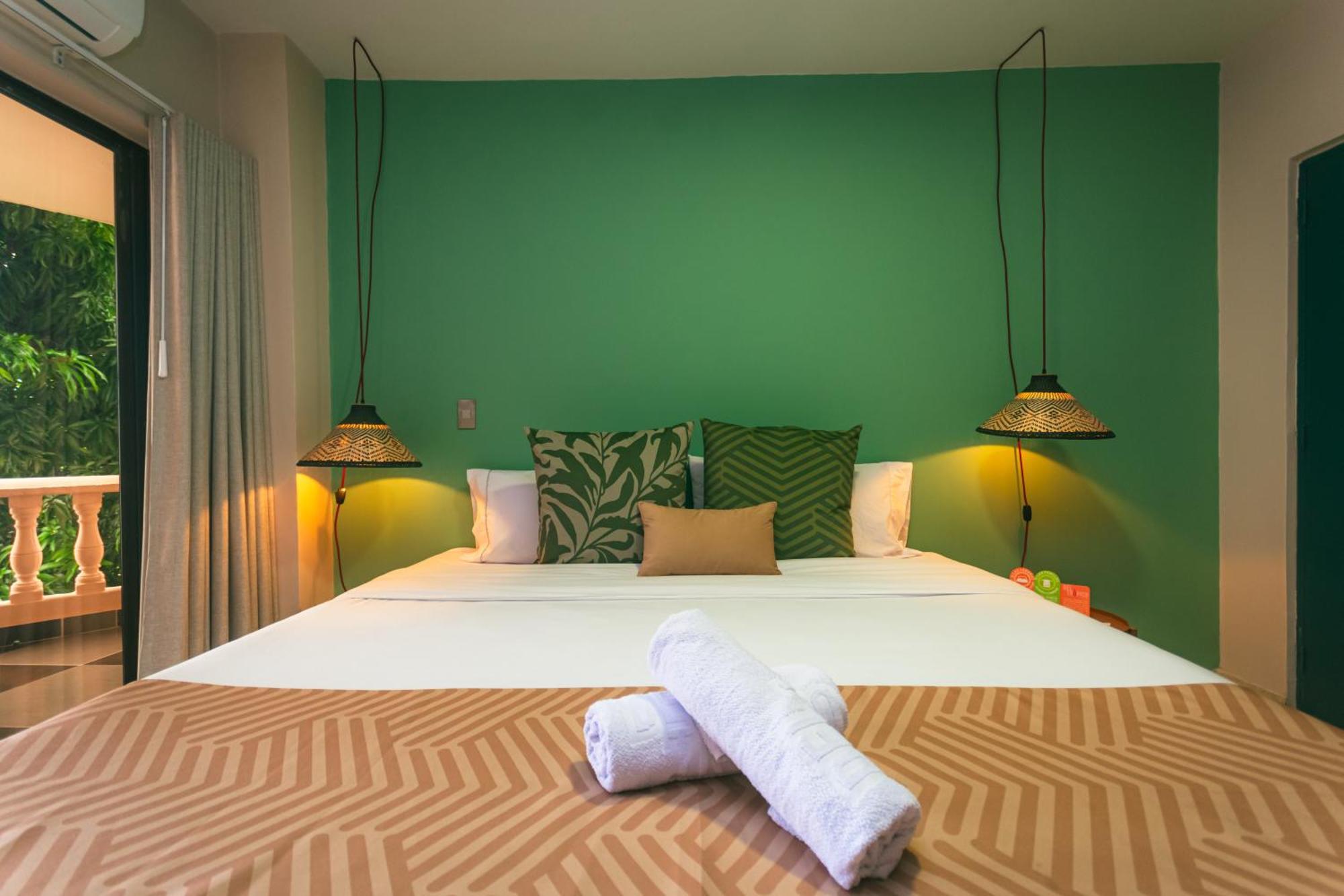 Del Tropico Hotel سوبيتران الغرفة الصورة