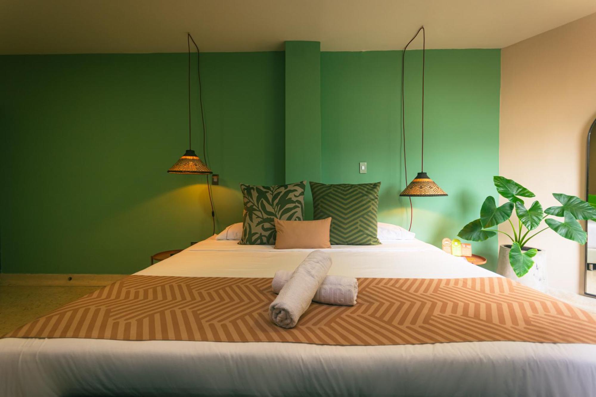 Del Tropico Hotel سوبيتران الغرفة الصورة